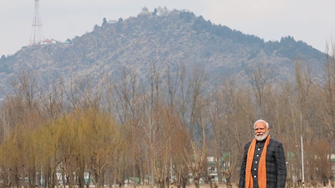 पीएम मोदी कश्मीर यात्रा