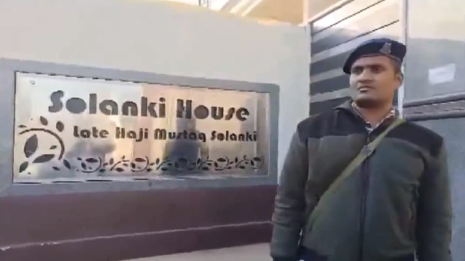 ED Raids SP MLA Irfan Solankis Residence in Uttar Pradesh