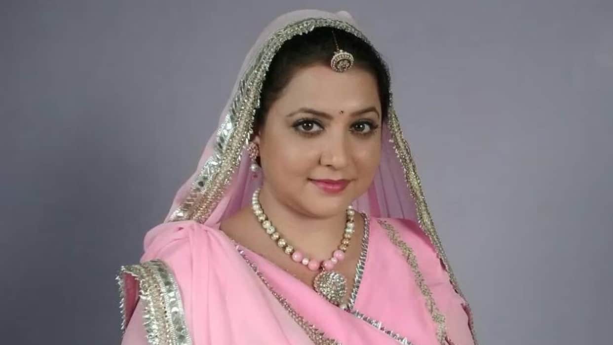 Surbhi Tiwari became victim of cyber fraud in Ayodhya Ram Mandir fraudsters defrauded of five thousand rupees