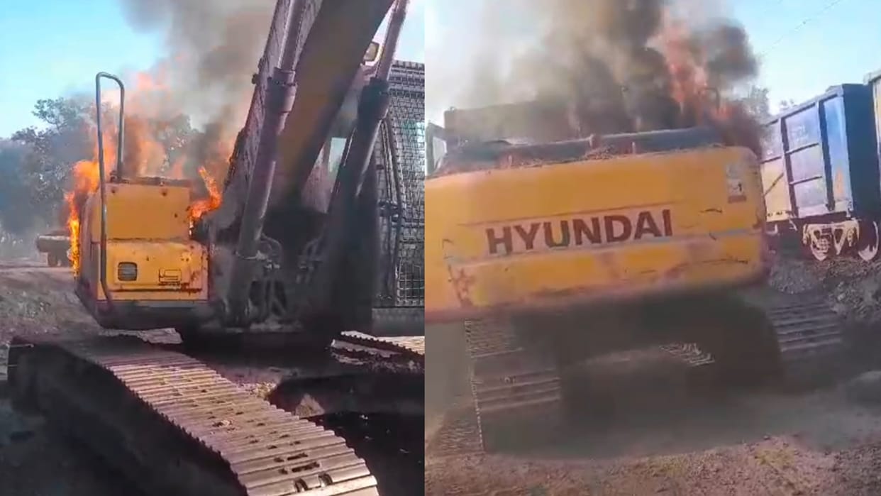 Ayodhya: pokeland machine catches fire in Ayodhya.