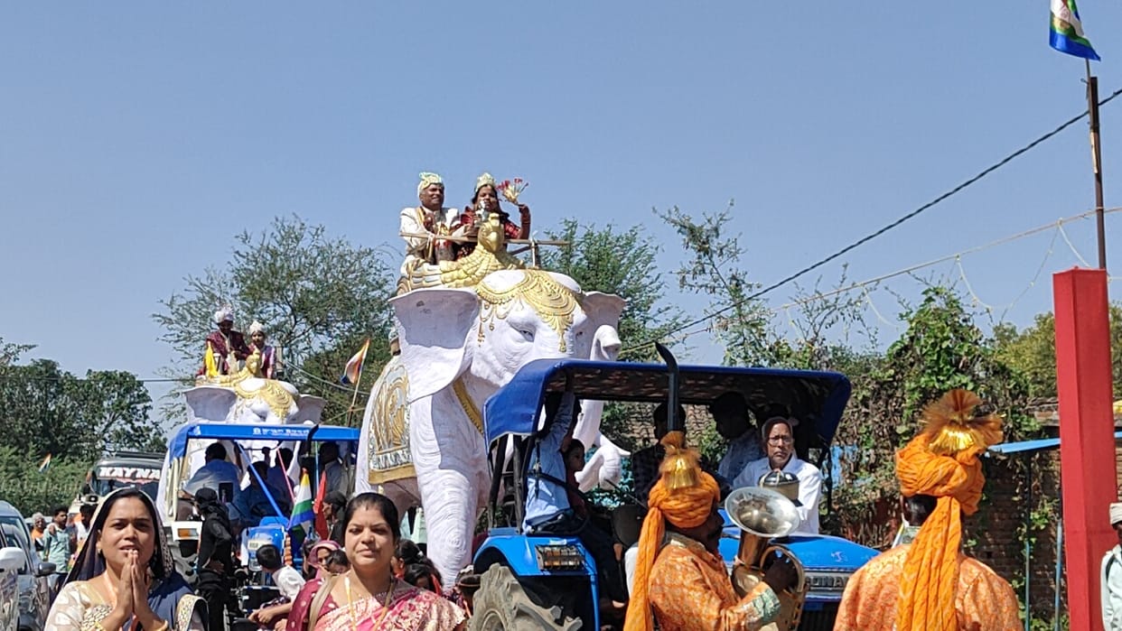 The birth anniversary of child Tirthankar was celebrated in Ayodhyapuri in the Panchkalyanak festival