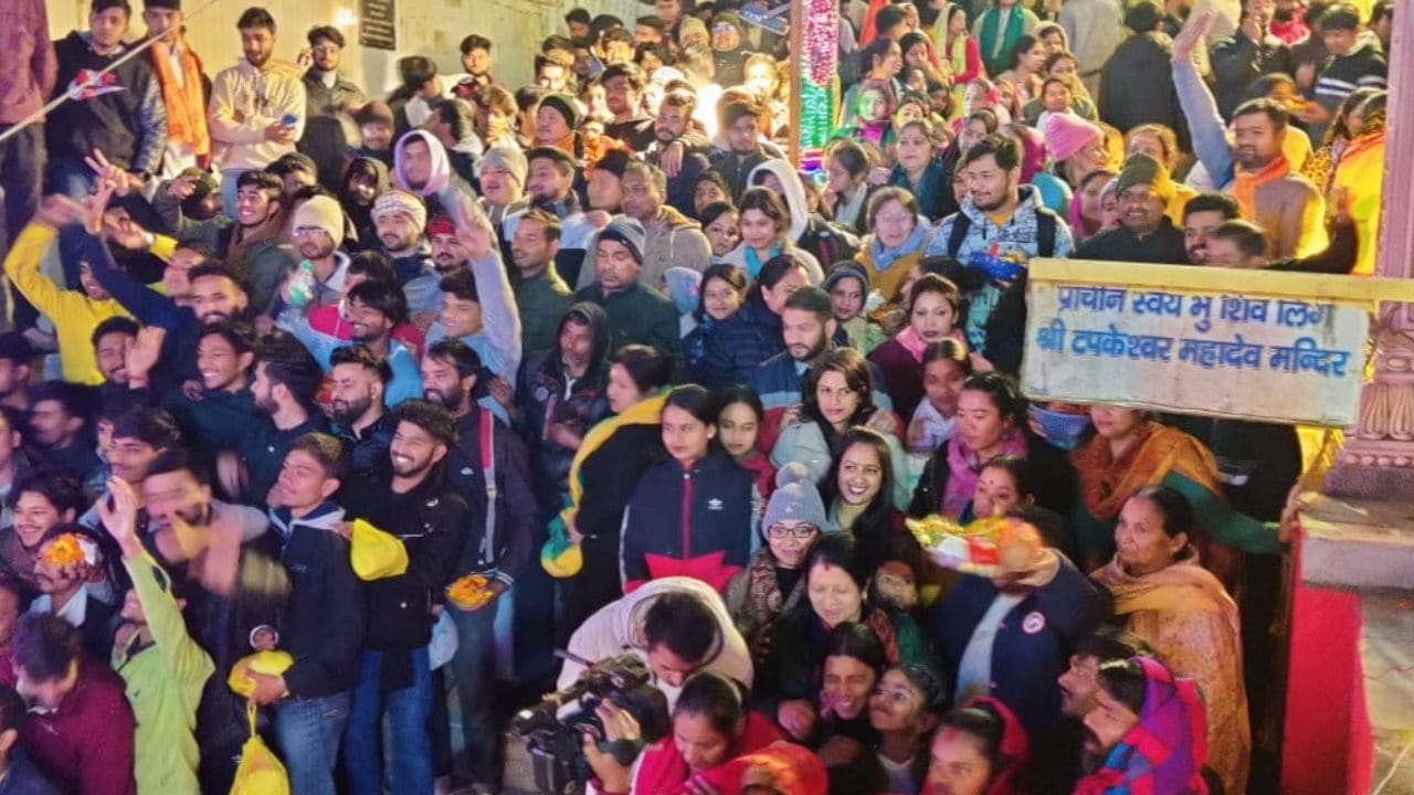 Maha shivratri 2024 celebration in Uttarakhand Shiva devotees Crowd gathered in Shiva temples Watch Photos