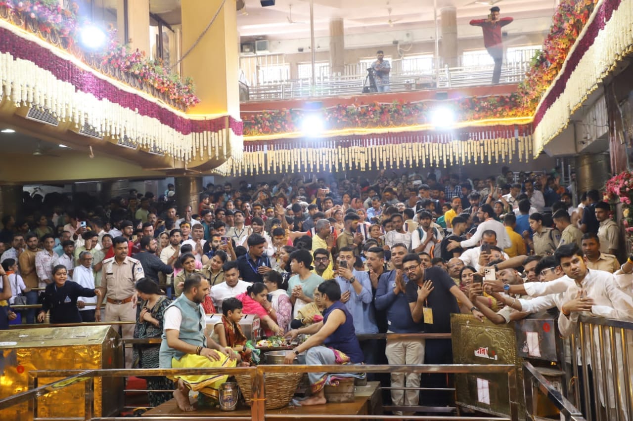 Mahakal Mahashivratri: Lakhs of devotees gathered to get a glimpse of Mahakal