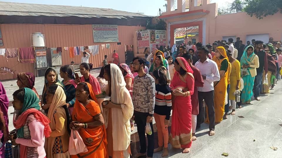 Shivalaya echoed with the cheers of Har-Har-Bam-Bam on Mahashivratri see glimpses in pictures