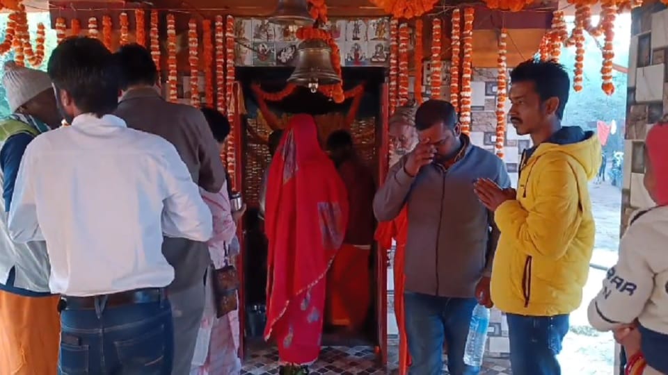Devotees gathered in temples on Mahashivratri in Chhattisgarh