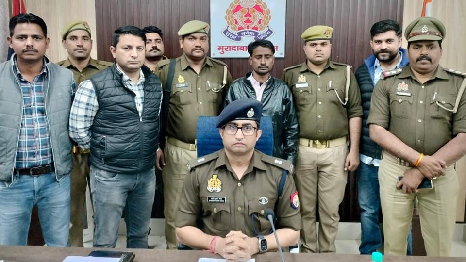 Moradabad: Tantrik had murdered farmer, after doing Tantra Kriya, he applied Tilak with blood, murderer arrest