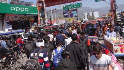 Maha Shivratri 2024 More than seven lakh devotees Offer Jalabhishek in Neelkanth Temple Rishikesh Traffic Jam
