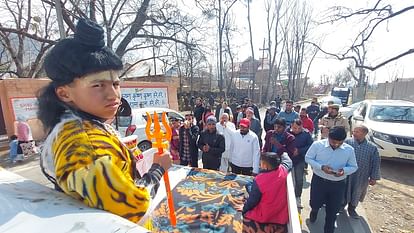 Jammu Kashmir: Kashmiri Pandits took out a tableau in Ganderbal after 35 years