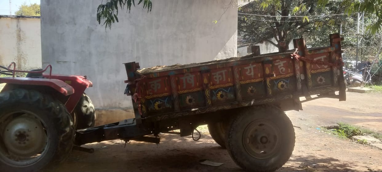 Shahdol News: Tractor transporting sand illegally excavated seized, driver ran away after seeing police