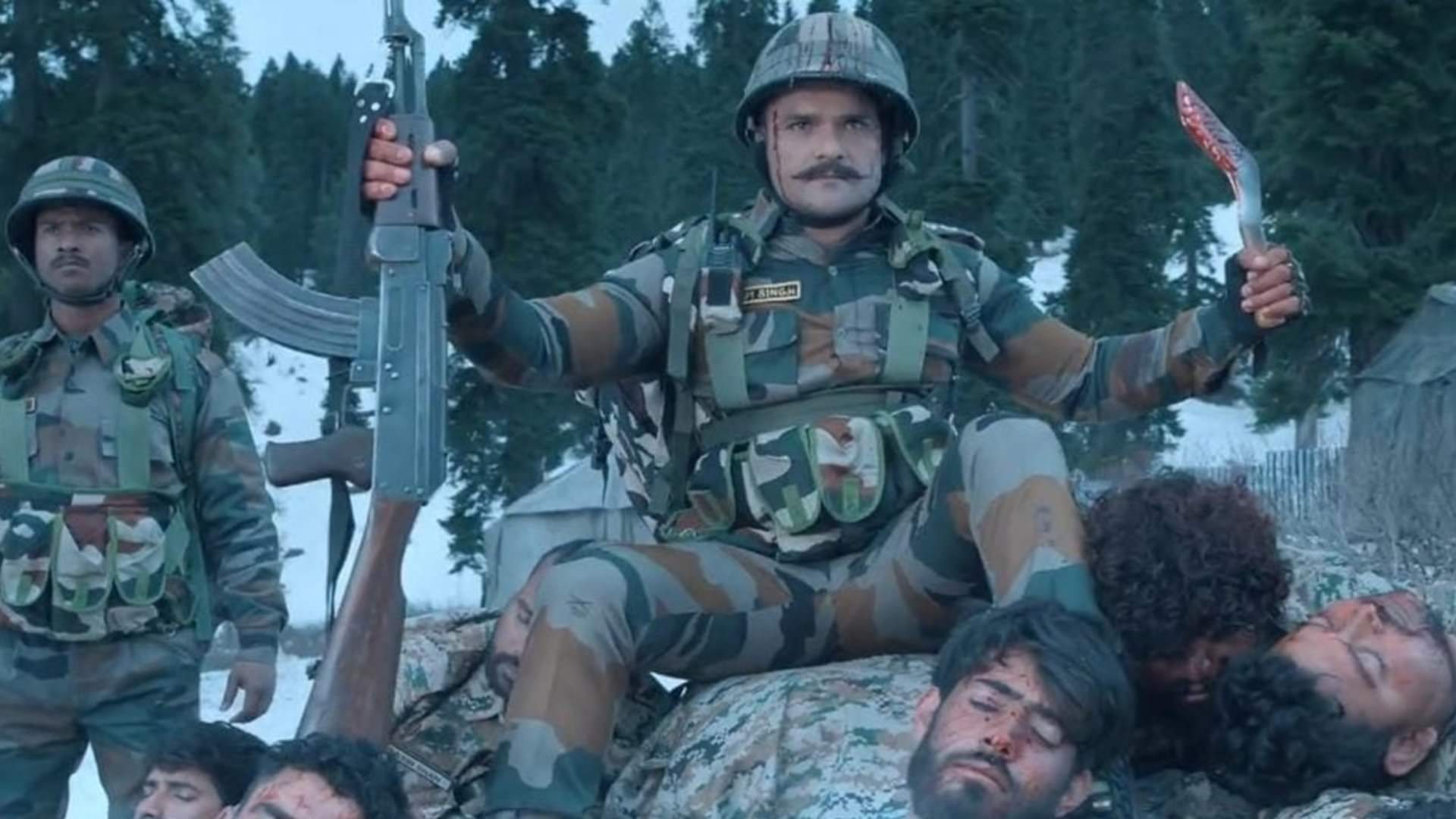 Makers of Bhojpuri film Rang De Basant & IMPPA write to censor board Chairman Prasoon Joshi against harassment