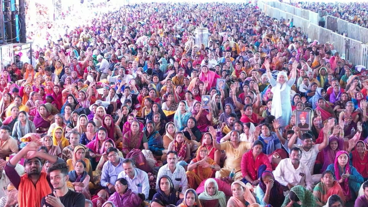 Rudraksh Mahotsav in Sehore, record 60 lakh devotees received food prasad in four days