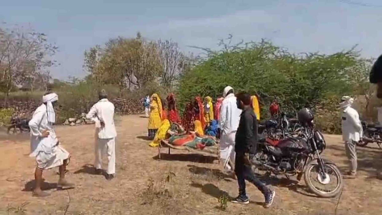 Karauli News: Dead body of an old man missing for four days found in a well near the river