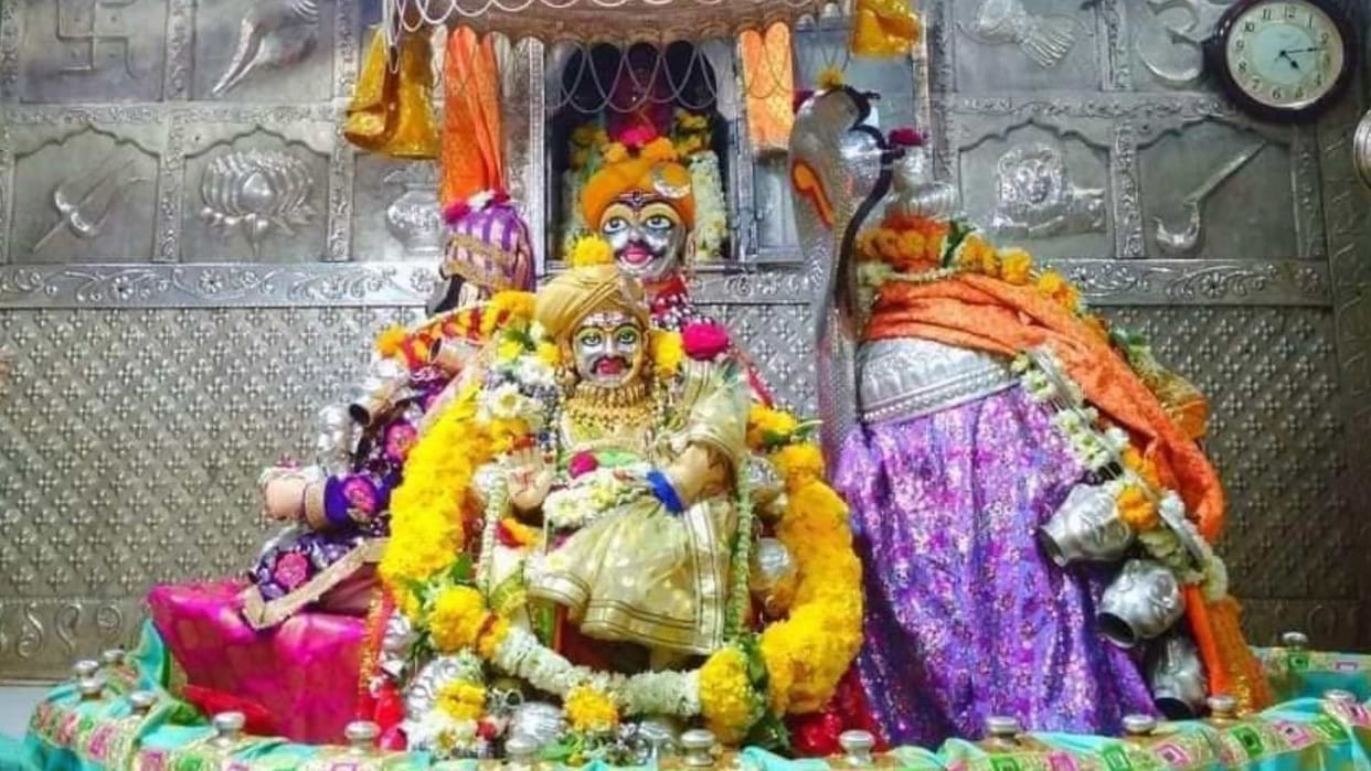 Ujjain Mahakal: Tomorrow Mahakal will give darshan in Panch Mukharvind, such darshan happens once in a year.