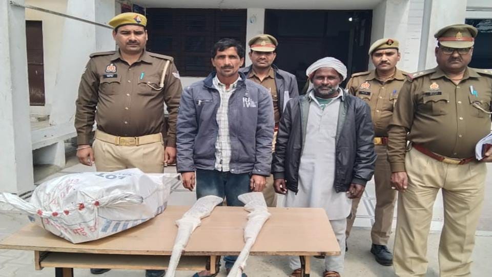 Rampur: Illegal weapons manufacturing factory caught in Peepli Forest, two accused arrested