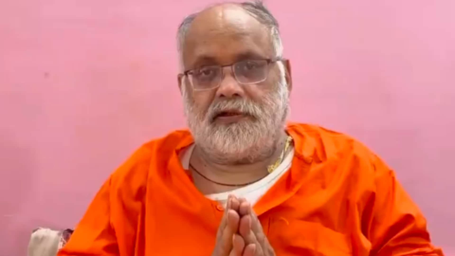 विदिशा विधायक उमाकांत शर्मा का वीडियो सामने आया है।