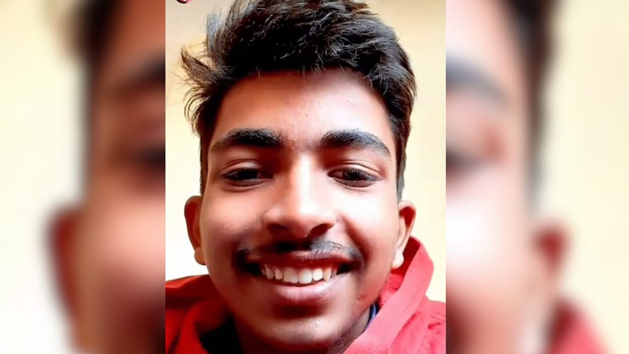 Young man died electric shock Kalash Yatra in varanasi
