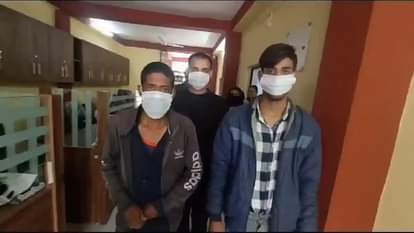 एक महिला समेत चार आरोपी गिरफ्तार,