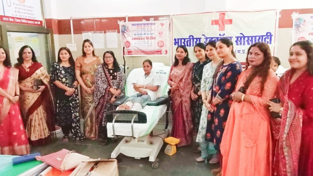Blood donated in large numbers in the district hospital