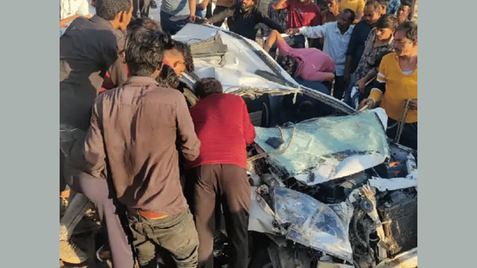 kampel indore news accident