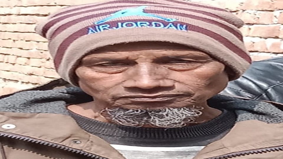 Old man riding bike dies due to collision with truck