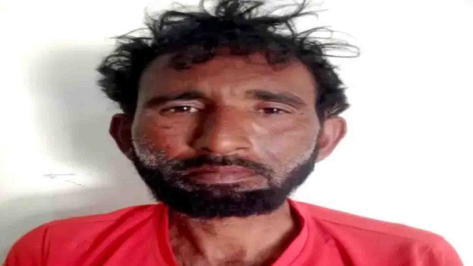 पुलिस की गिरफ्त में आरोपी हिस्ट्रीशीटर।