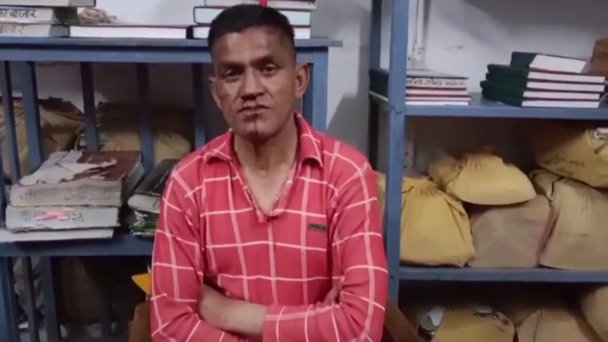 Two people assaulted the Joint Commissioner