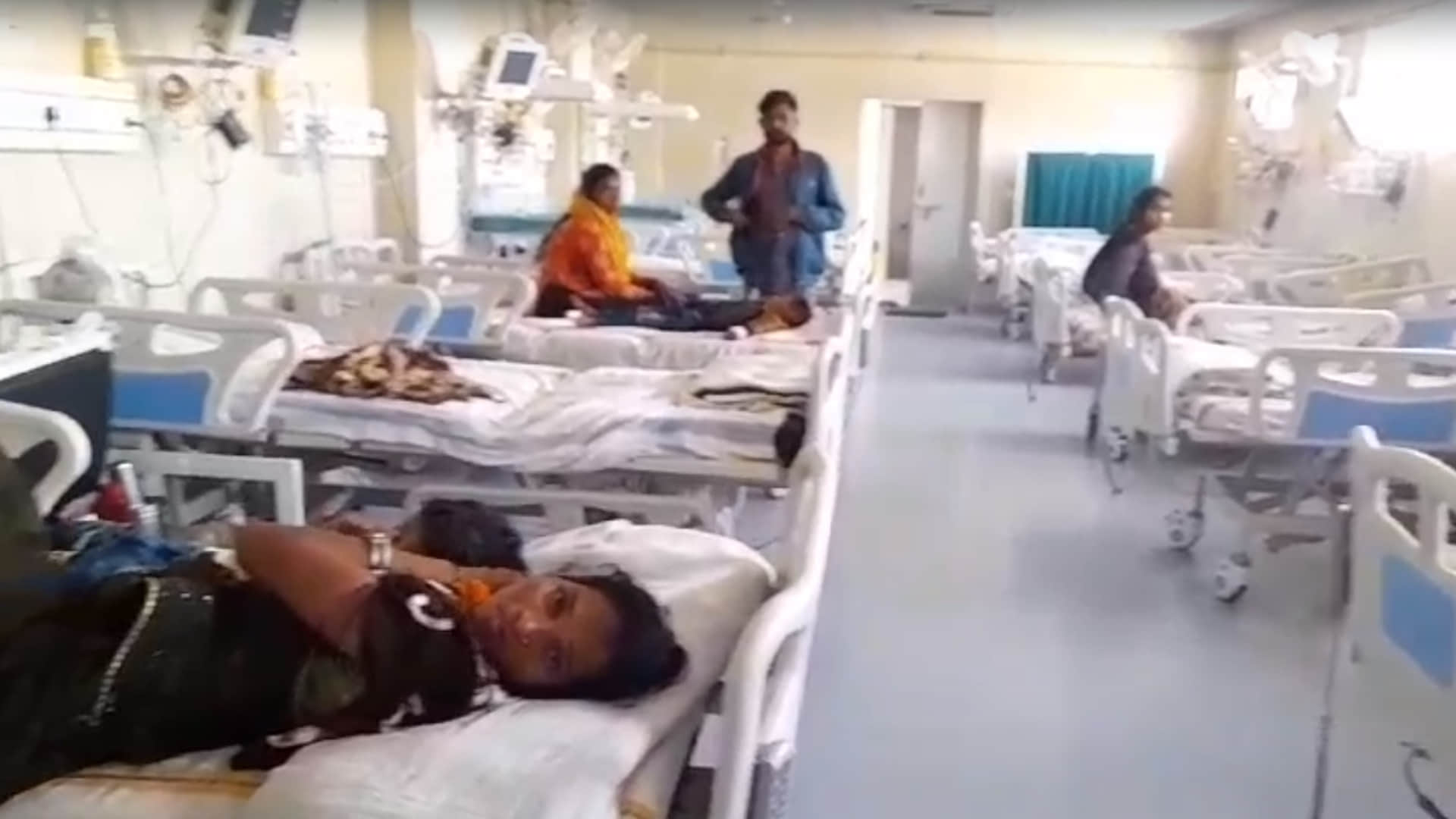 राजगढ़ के जिला अस्पताल का पीआईसीयू।