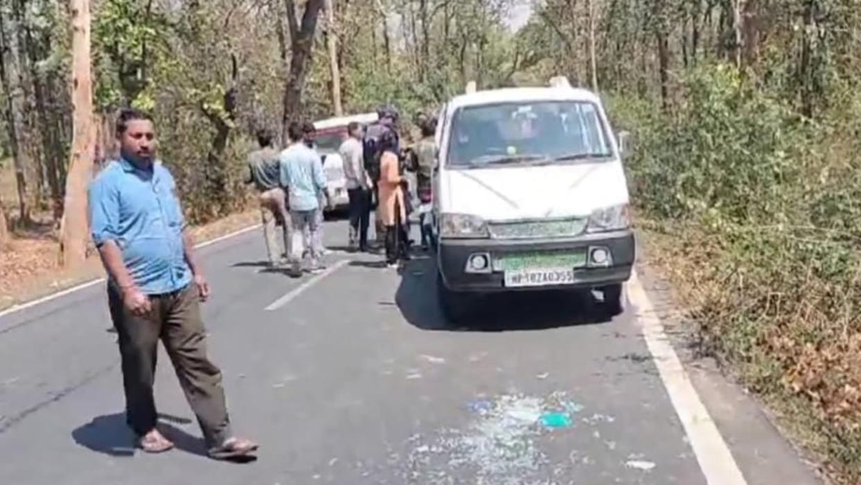 The speeding auto went out of control and overturned