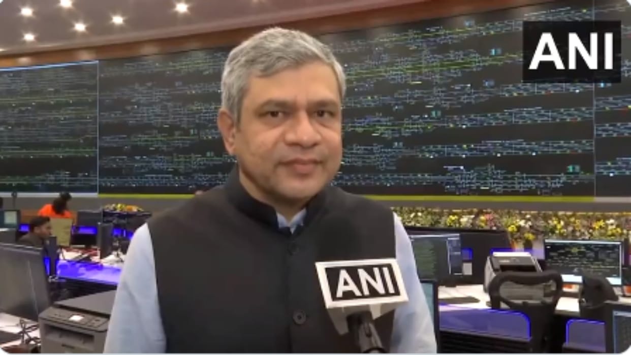 Railway Minister Ashwini Vaishnaw world class Operation Control Centre in Ahmedabad