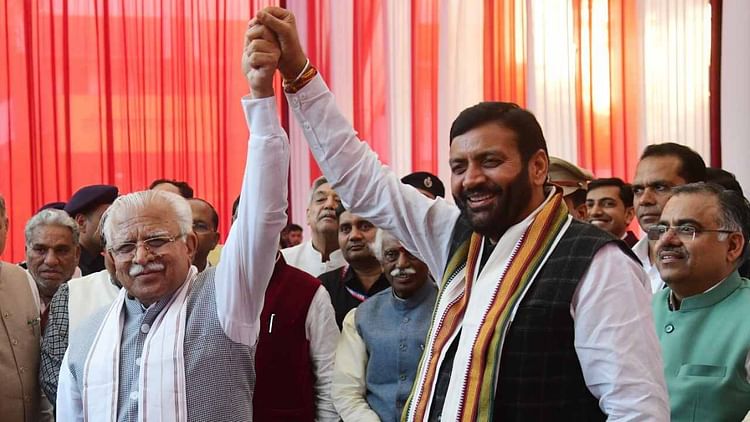 Haryana: पूर्व सीएम के निवास पर पहुंचे सीएम सैनी, बोले- हम दस की दस लोकसभा सीट जीतेंगे