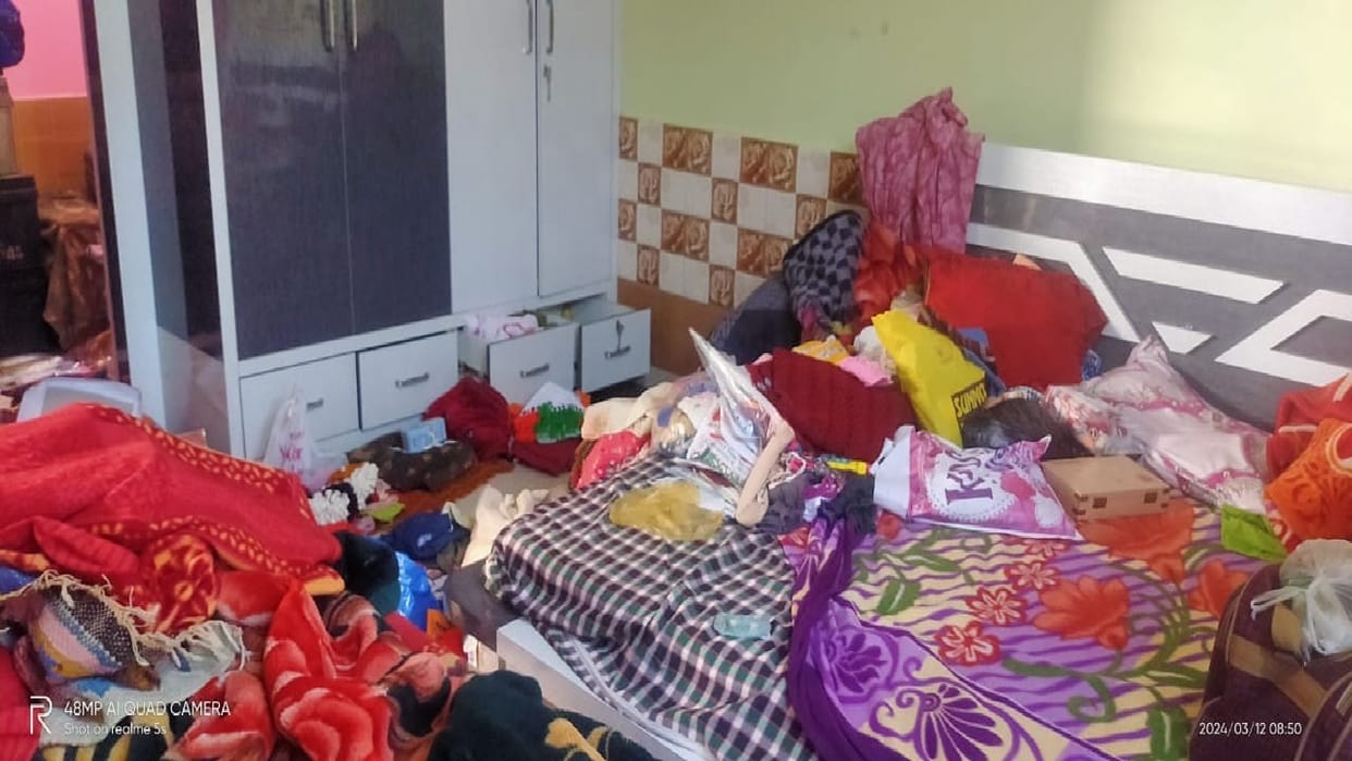 gold, silver and cash stolen from soldier house in Hansi