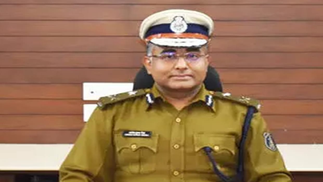 State government handed over two big responsibilities to Raipur Range IG Amresh Mishra: Got additional charge
