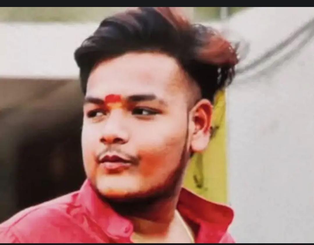 Indore: 11th class student stabbed to death in Indore, there was a dispute over his neighbor climbing on the l