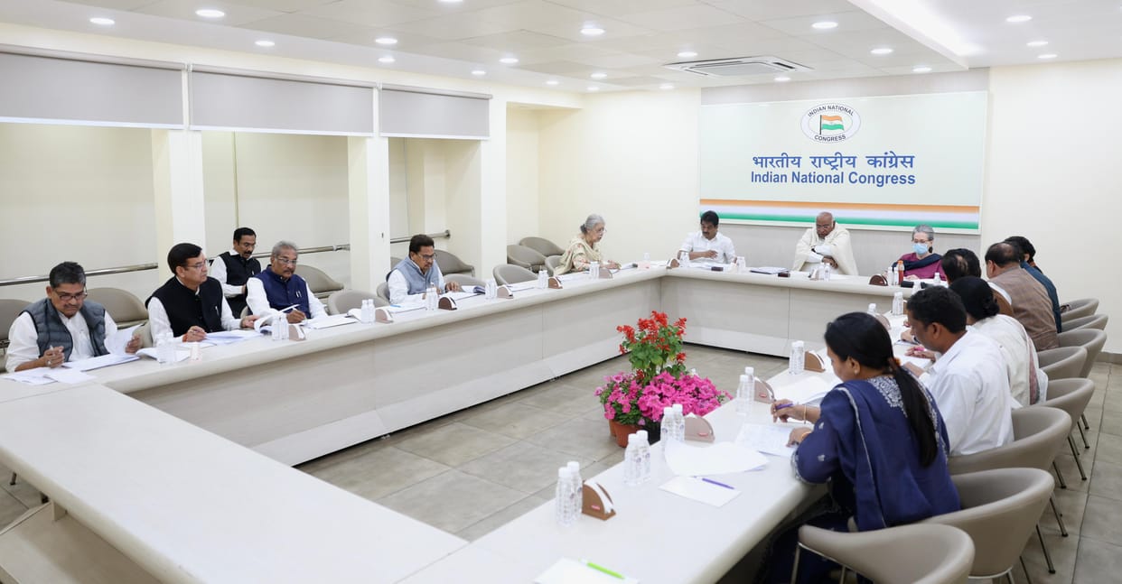 Lok sabha Elections 2024 Congress CEC meeting Not decide candidates on all five seats of Uttarakhand