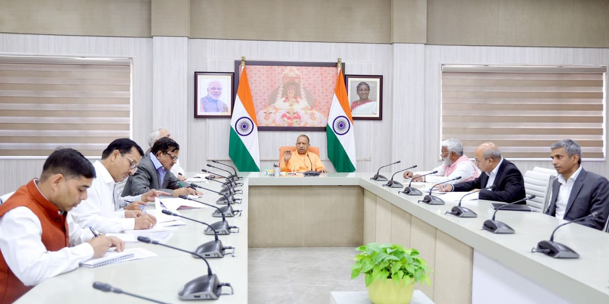 CM Yogi Adityanath reviewed the Jal Jeevam Mission plan in Lucknow.