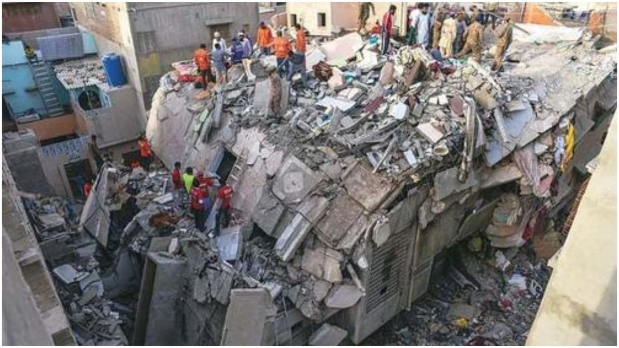 Pakistan Building Collapse in Multan several dead and injured news and updates