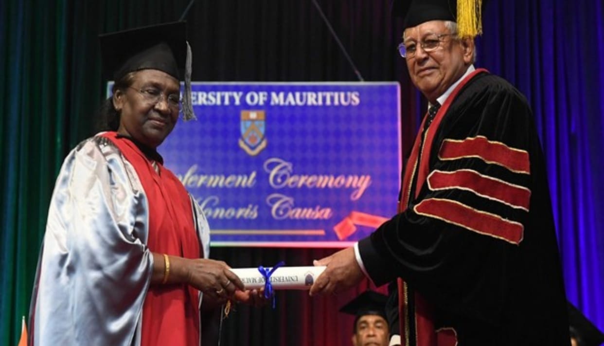 president murmu conferred with honorary degree of doctor of civil law by university of mauritius