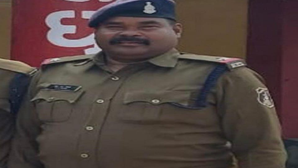 SP suspended ASI Action taken on charges of recovery of money in Korba