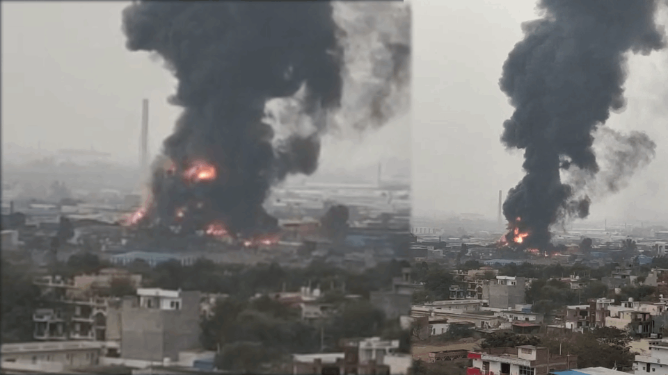 Greater Noida massive fire broke out in  cardboard factory in Surajpur