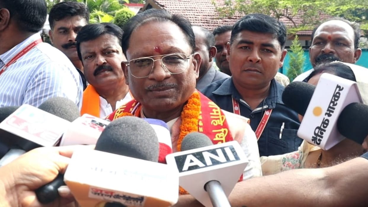 Chief Minister Vishnudev Sai made his home entry: Sadhus and saints along with ministers participated in the p