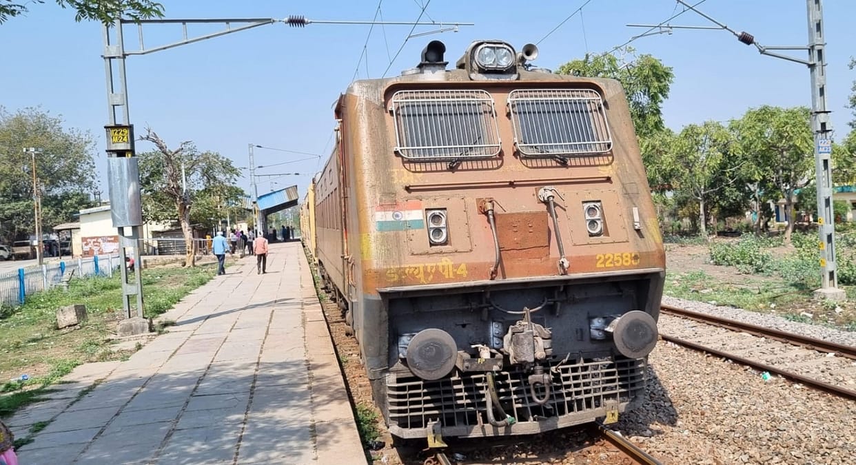 120 years old history is changing from today, no shuttle of three coaches, now MEMU rack will be installed