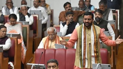 Haryana Floor Test Live: नायब सिंह सैनी सरकार ने हासिल किया विश्वास मत, बिना मतदान ध्वनिमत से हुआ पारित Haryana Floor Test Live Updates New CM Nayab Singh Saini to prove Majority today News in Hindi