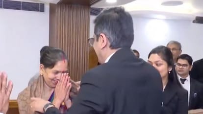 Chief Justice of India felicitated Pragya the Daughter of Tea Seller