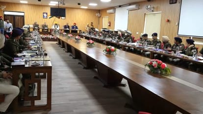 CM Bhagwant Mann held meeting with police officers in Ludhiana