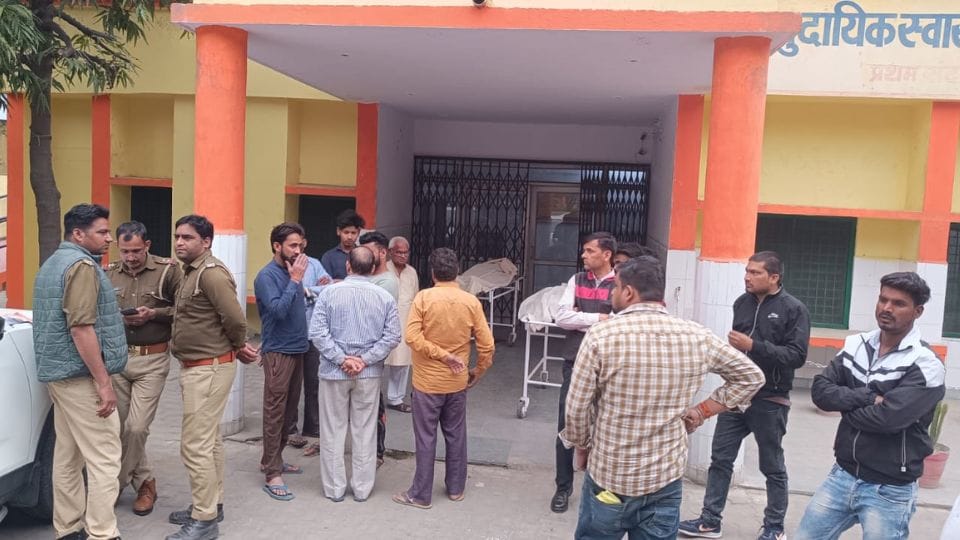Two people died in road accident in Amroha