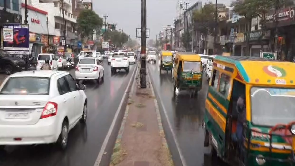 Delhi NCR Rain Drizzle in many areas Weather update News in Hindi