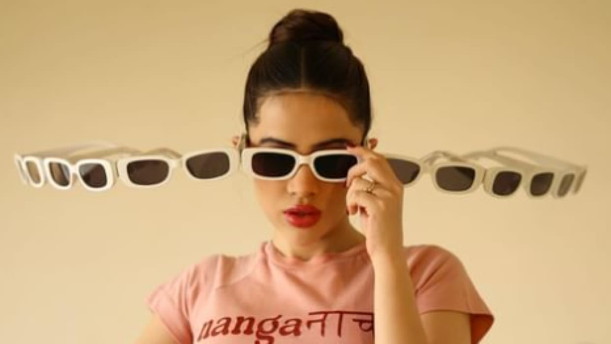Uorfi Javed ready to debut in Bollywood with Dibakar Banerjee Love sex aur dhokha Sequel  deets inside