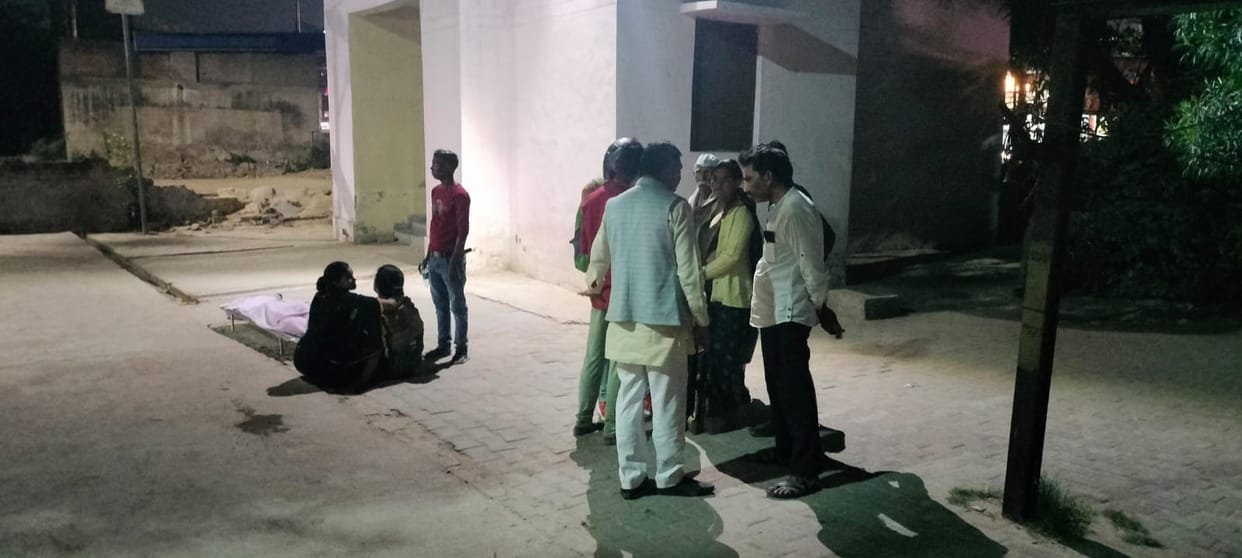 Bike riding youth died after being hit by speeding vehicle in Etah