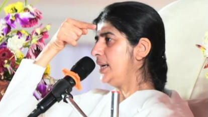 Gorakhpur : motivational speaker BK Shivani told the password of infinite peace and happiness