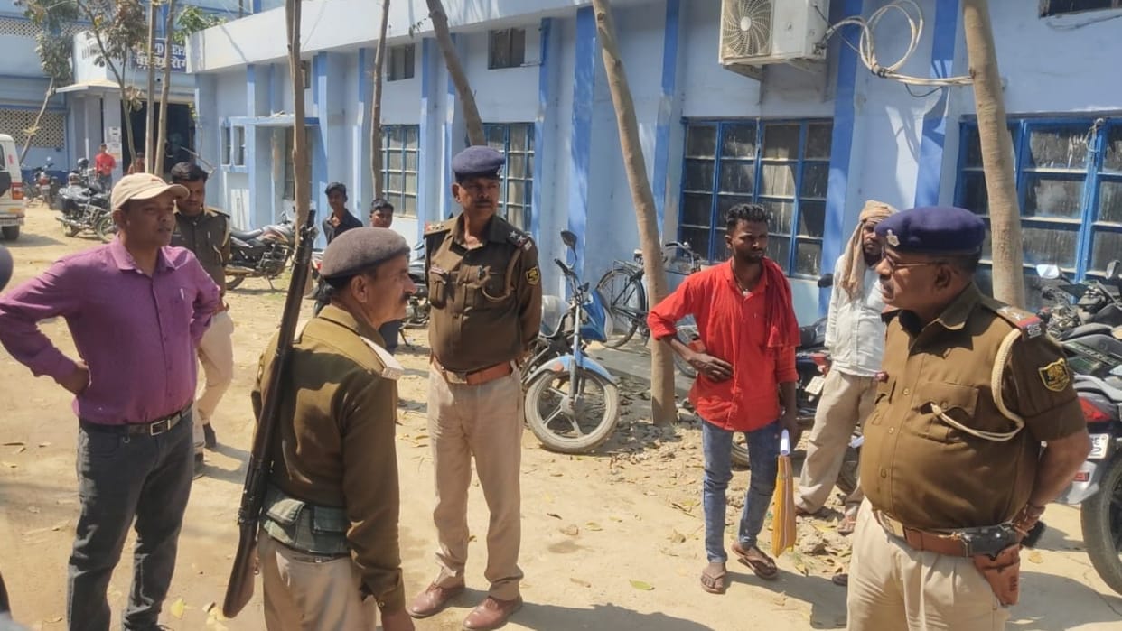 Dead body of an innocent child missing for 3 days found in a river one km away